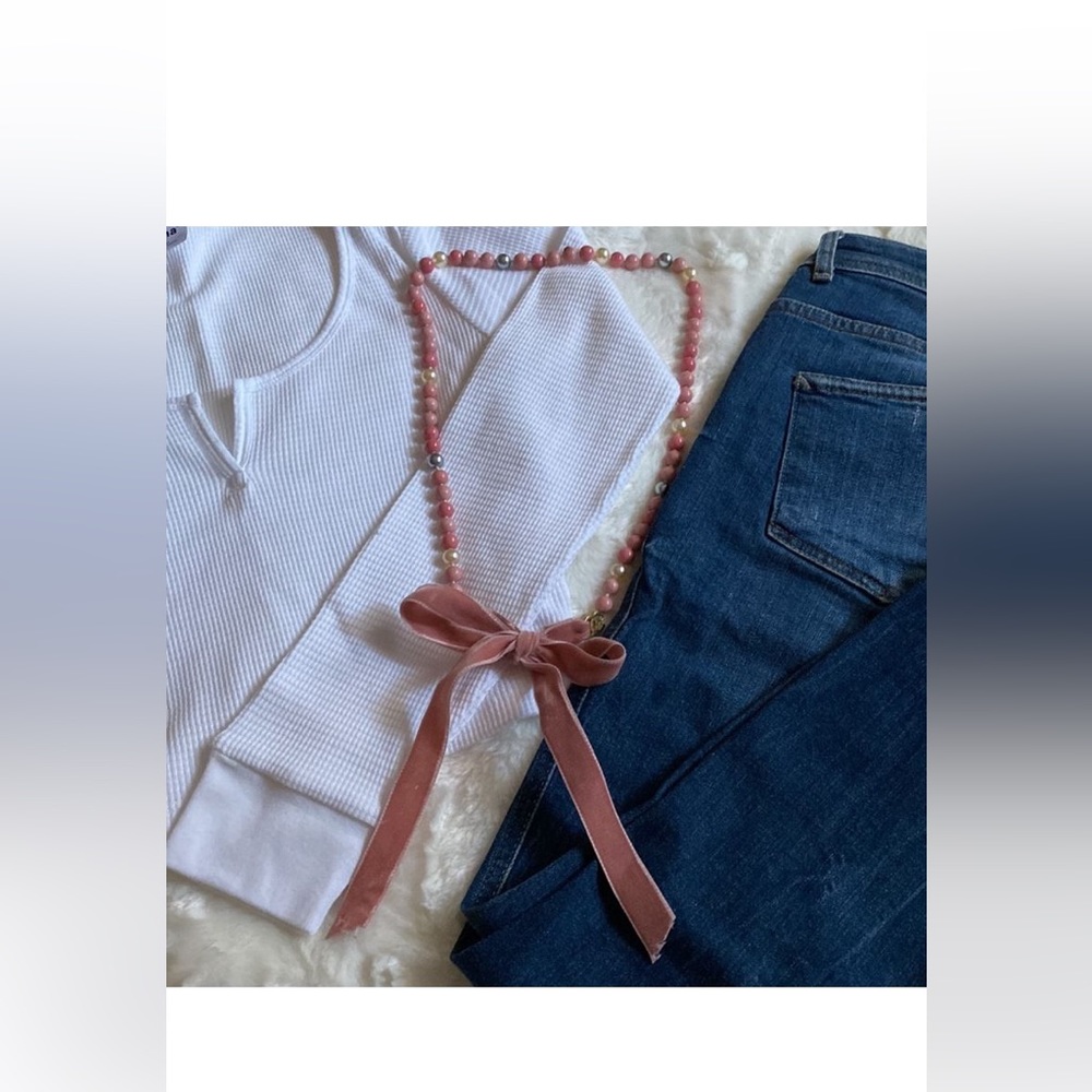 CHANEL Ribbon Necklace